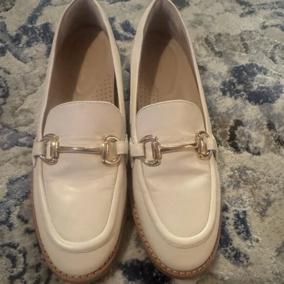 Antonio Melani Raegan Bit Buckle Ornamented Leather Loafers Size 6.5 - Picture 1 of 8